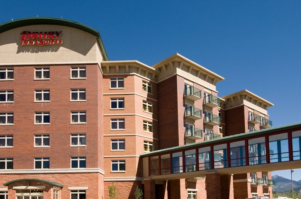 Drury Inn & Suites Flagstaff image 1